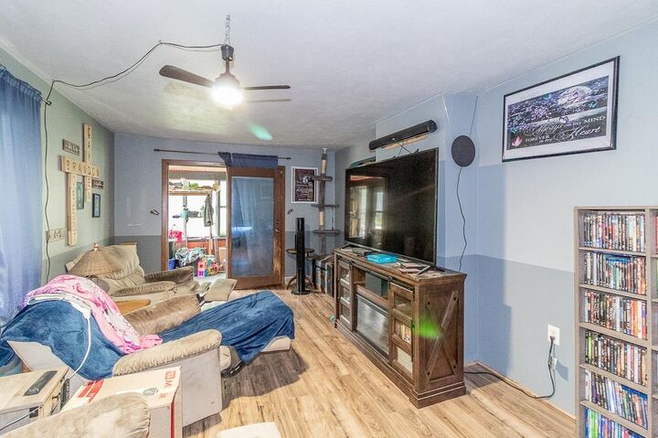 Property Photo:  N5426 State Road 76  WI 54170-8602 