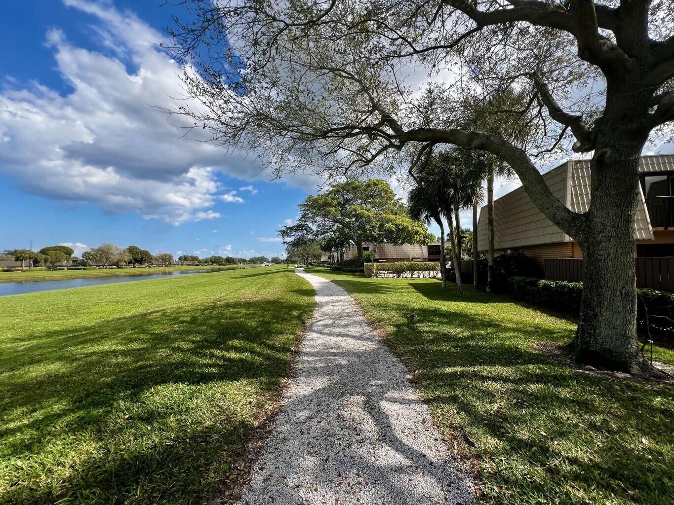 Property Photo: 5023 50th Way FL 33409