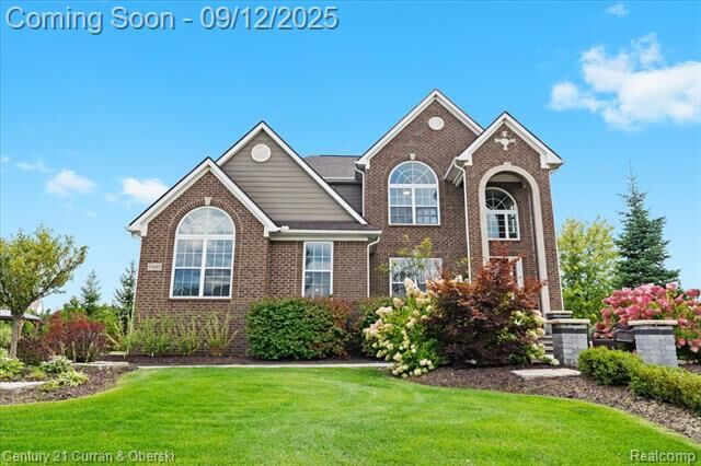 Property Photo:  51693 Turnburry Drive  MI 48178 