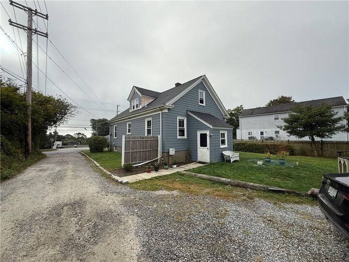 Property Photo: 134 East Main Road RI 02871