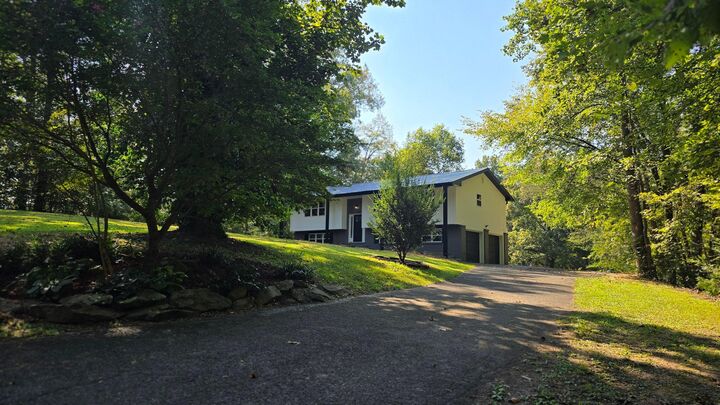 Property Photo:  711 Omega Drive  TN 37397 