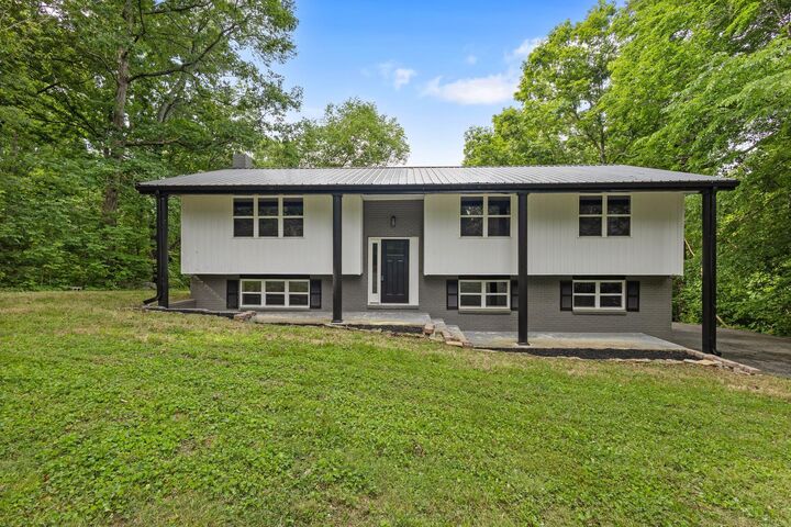 Property Photo: 711 Omega Drive TN 37397