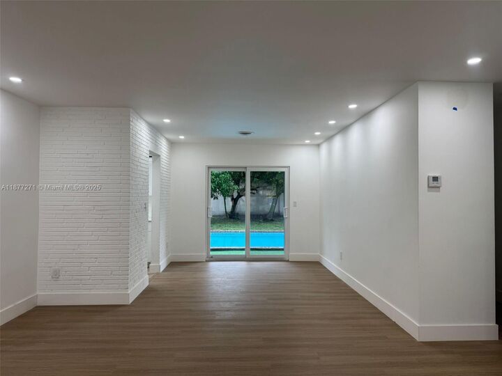 370 NW 43rd Ave  Plantation FL 33317 photo