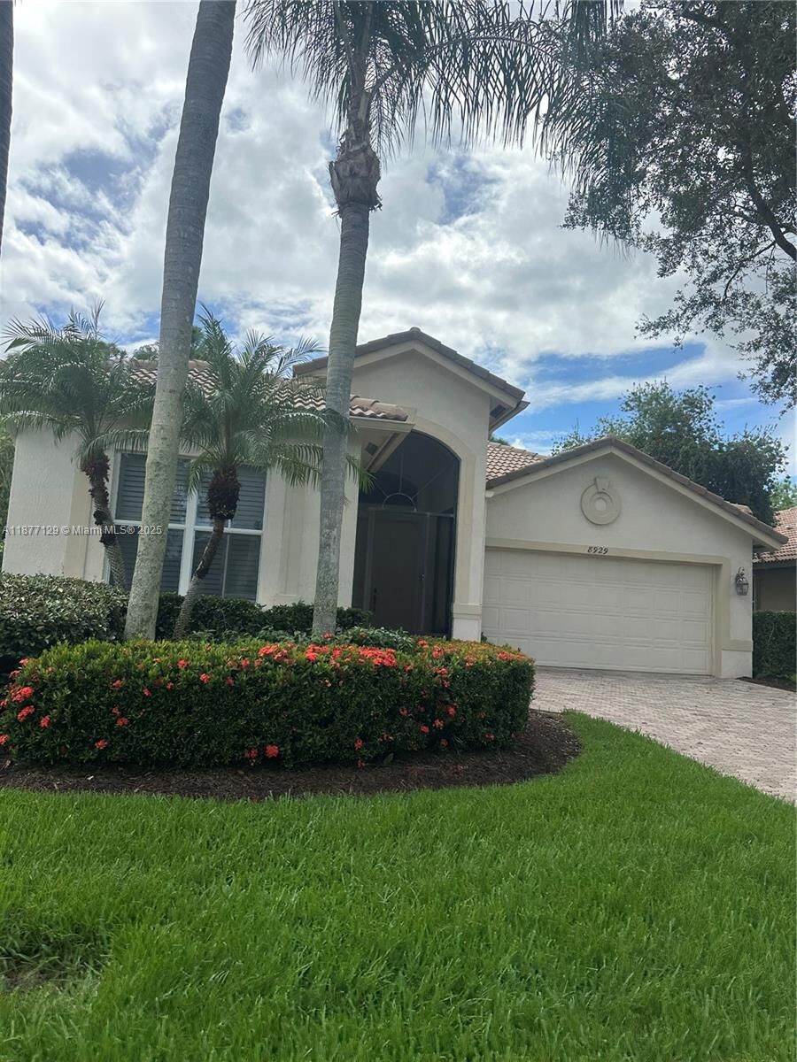 Property Photo:  8929 W First Tee Rd  FL 34986 