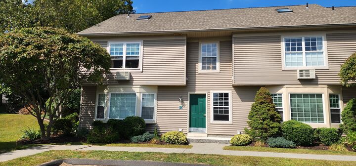 Property Photo:  9 Glen Ridge Court 9  CT 06776 