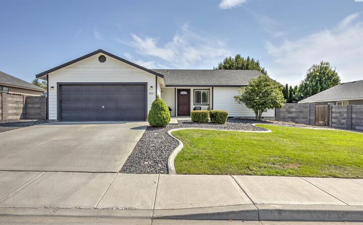 4215 Brahman Lane  Pasco WA 99301 photo