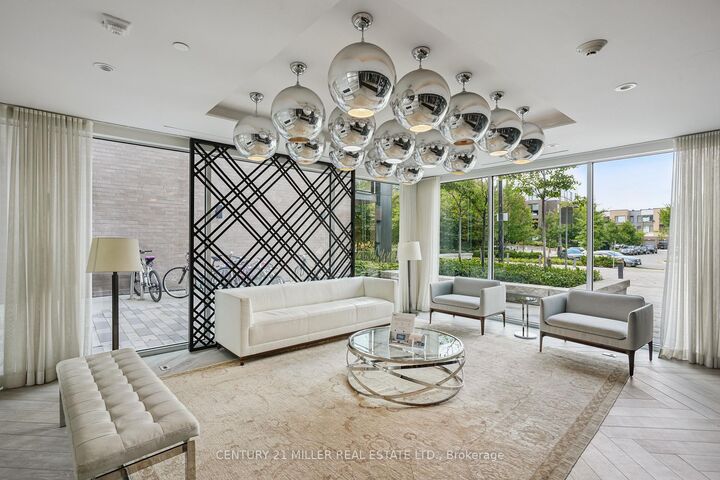 Property Photo:  168 Sabina Drive 306  ON L6H 0W5 