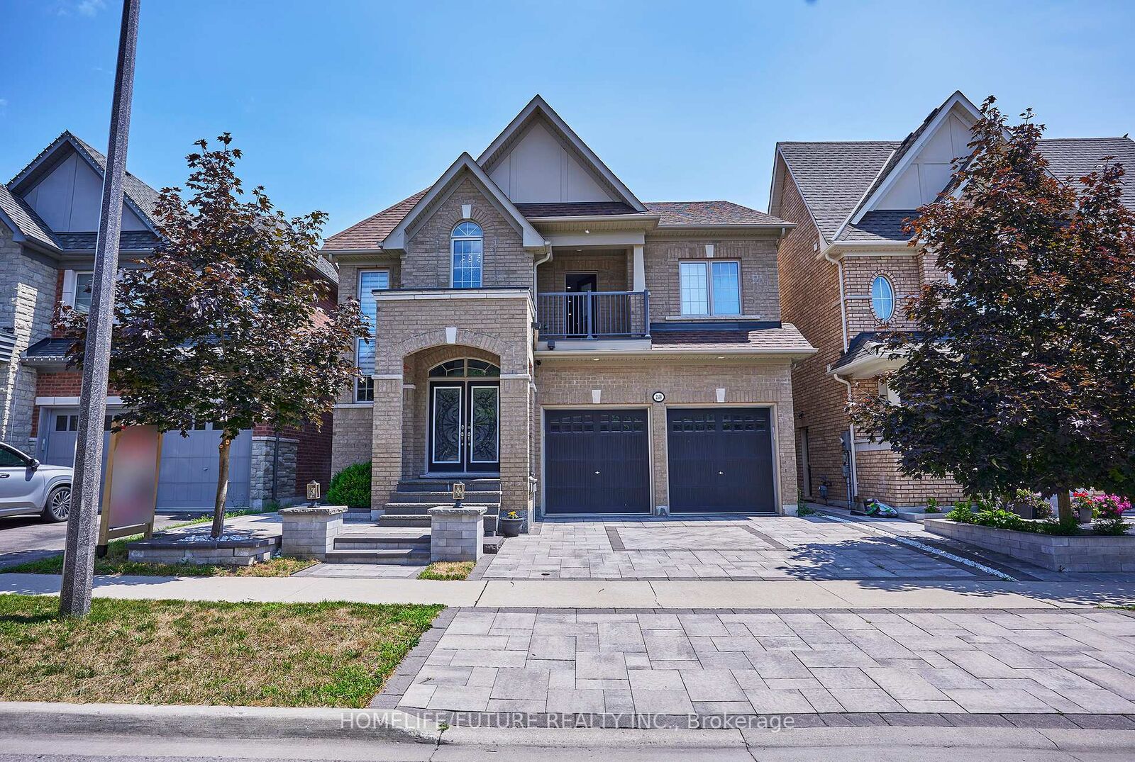 Property Photo:  2549 Snow Knight Drive  ON L1L 0K2 