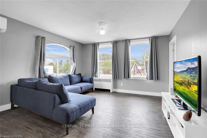 Photo de la propriété:  213 Wellington Street  ON N6B 2L2 