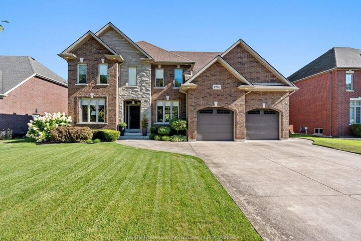 Property Photo:  1260 Lyoness Court  ON N9J 3Y6 