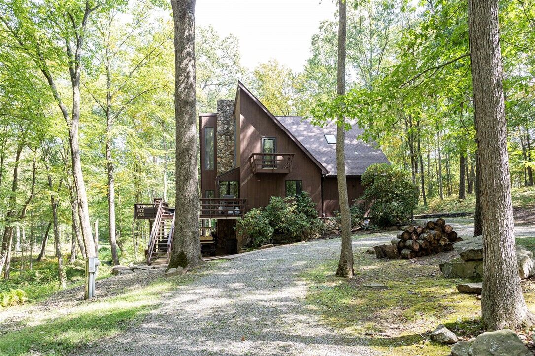 Property Photo: 255 Smith School Road PA 15437