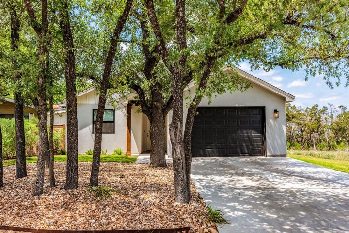 638 Oak Lane  Cottonwood Shores TX 78657 photo