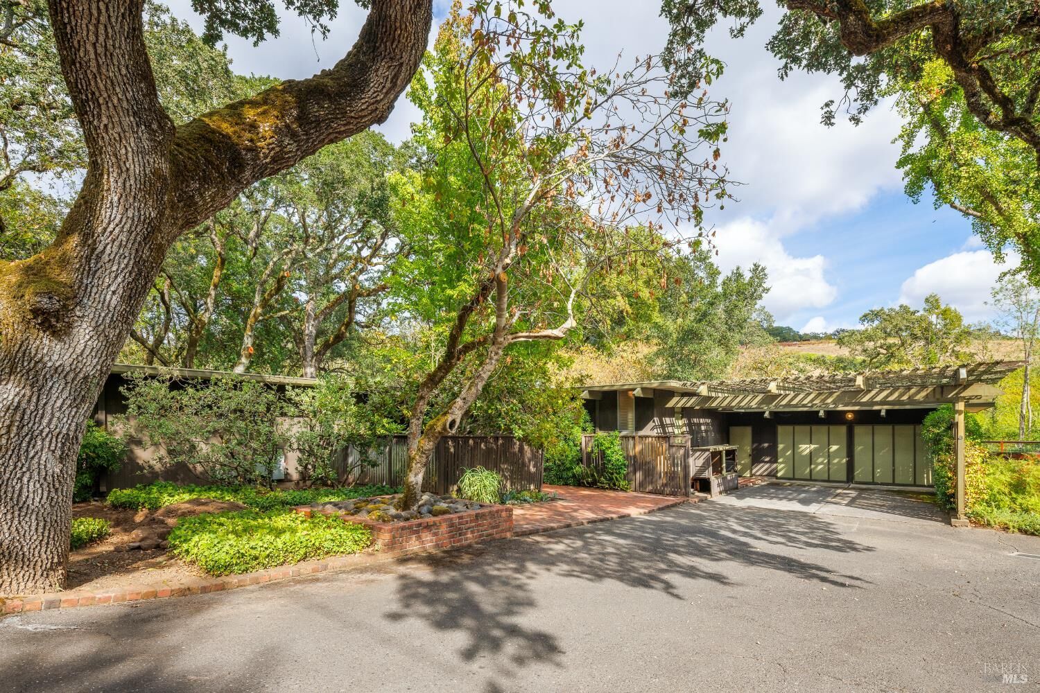 Property Photo:  862 Wildwood Trail  CA 95409 