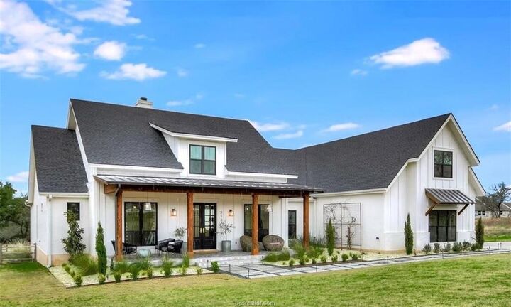 Property Photo:  16646 Kelton Lane  TX 77861 