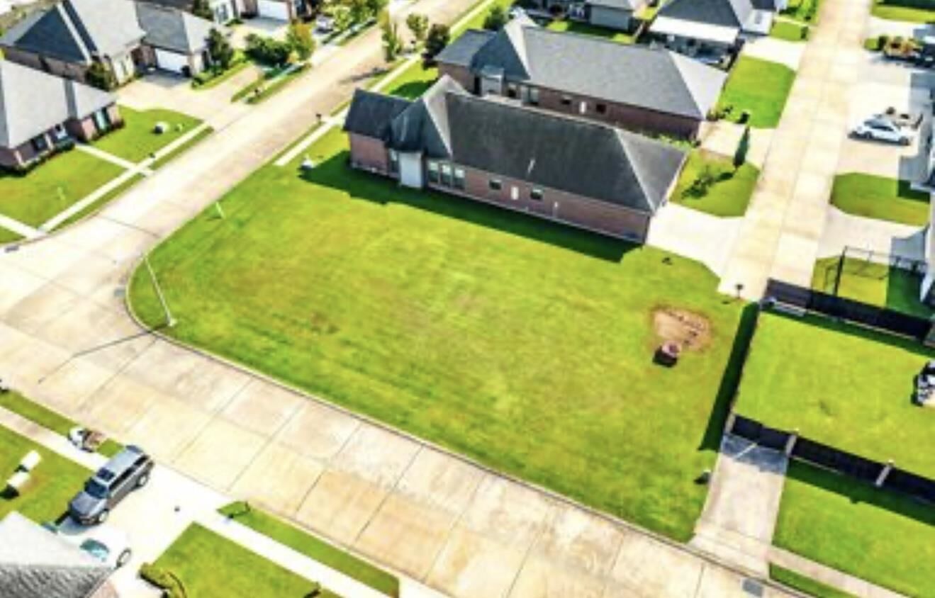 Property Photo: 378 Shoal Drive LA 70360