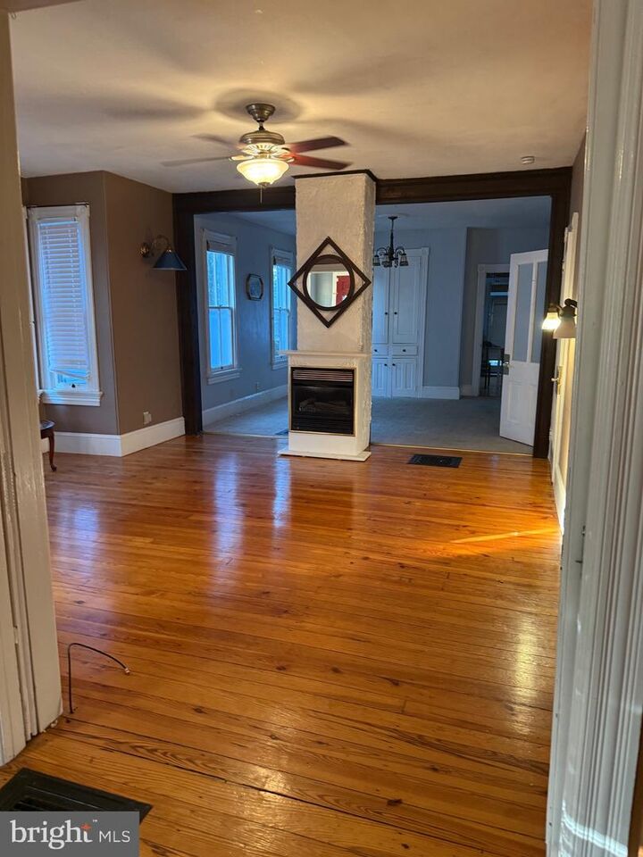 Property Photo:  211 W Commerce Street  NJ 08302 