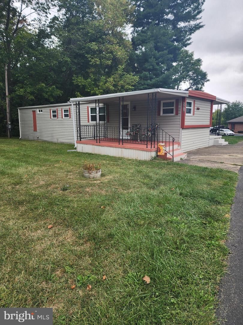 Property Photo:  22916 Cavetown Church Road  MD 21783 