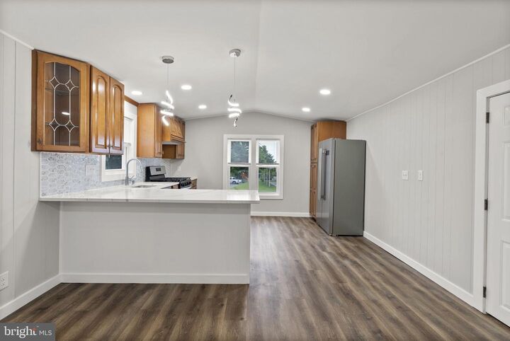 Property Photo:  658 Sunset Strip  MD 21225 