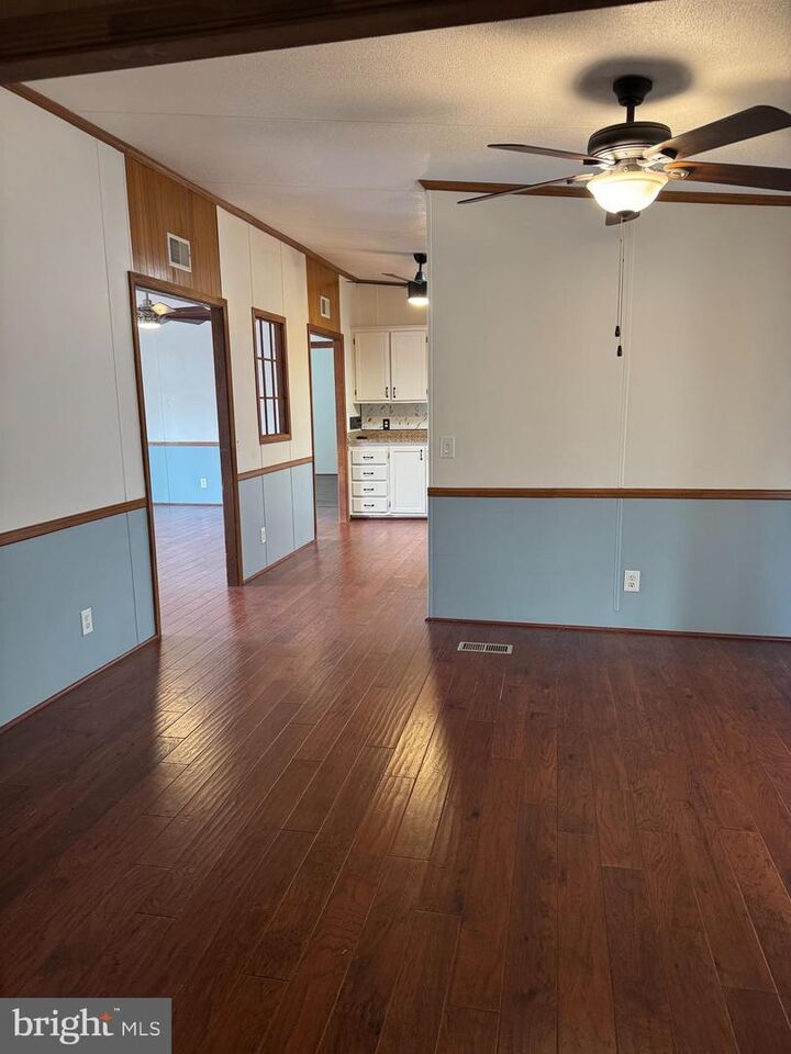 Property Photo: 460 Sarah Anne Drive MD 20711