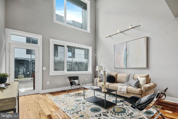 Property Photo: 1124 N American Street 1 PA 19123