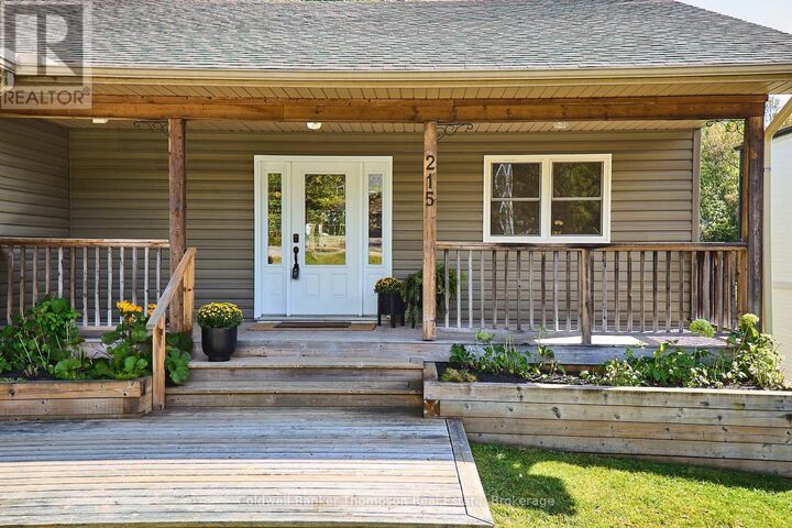 Property Photo:  215 Town Line Road West  ON P1H 1S7 