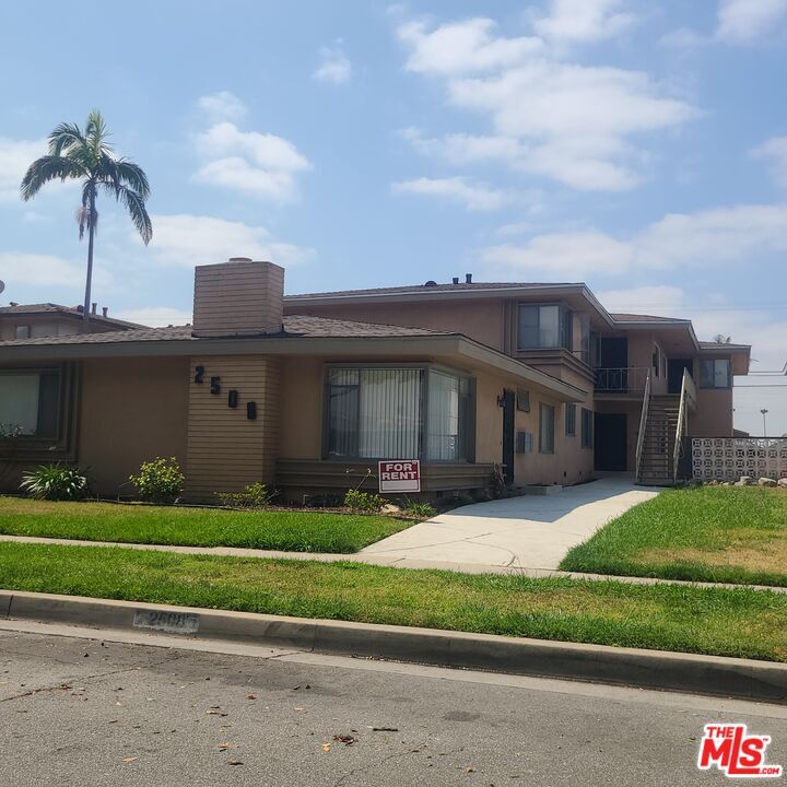2508 W El Segundo Blvd  Gardena CA 90249 photo