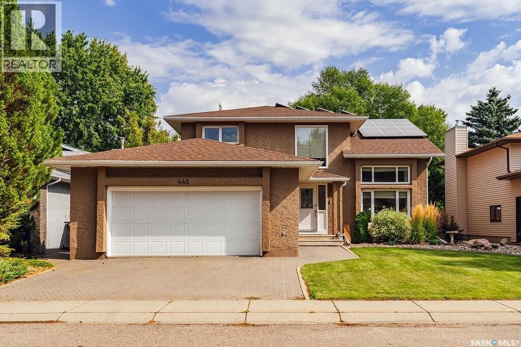 Property Photo:  442 Brabant Terrace  SK S7J 4Z2 