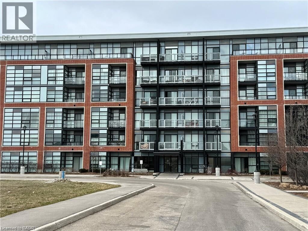 Photo de la propriété:  15 Prince Albert Boulevard 213  ON N2H 0C2 