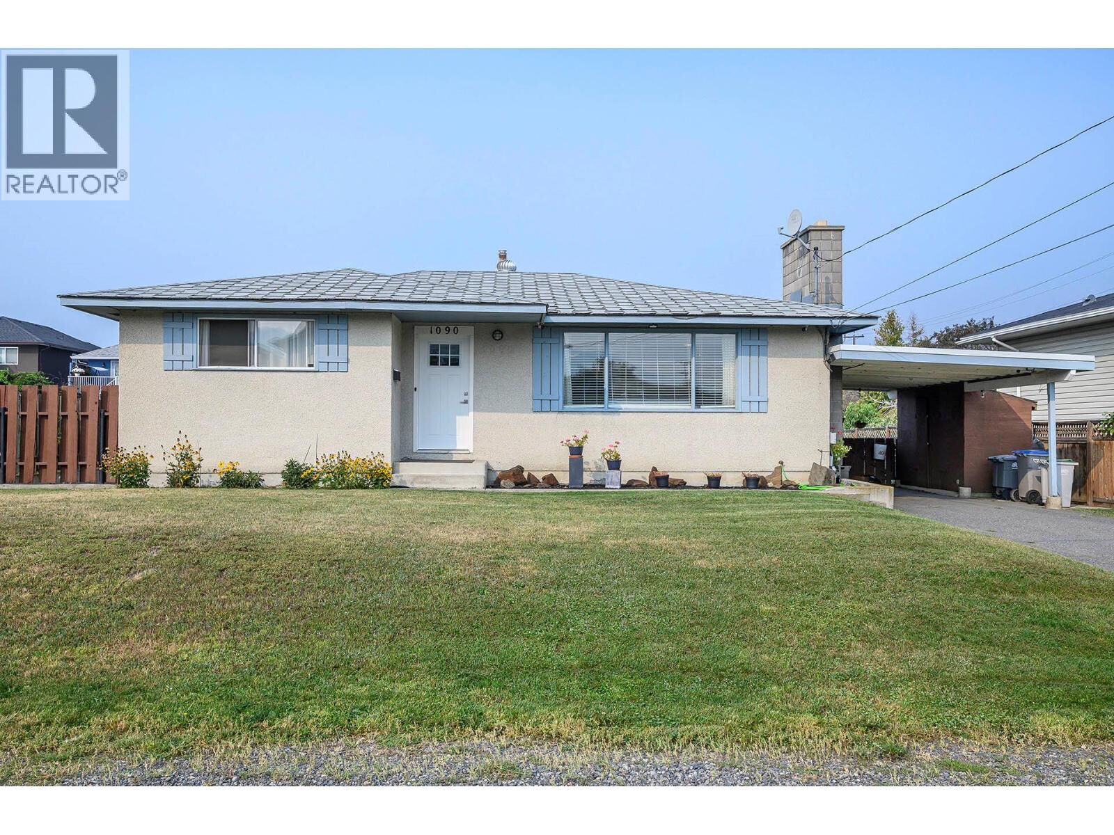 Property Photo:  1090 Nicolani Drive  BC V2B 5B5 