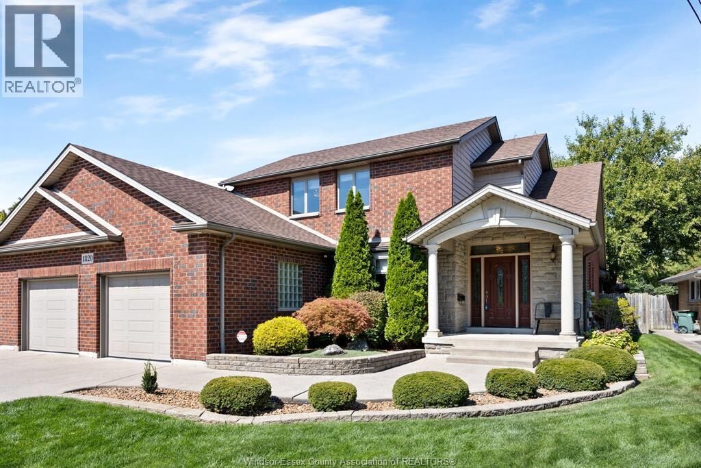 Photo de la propriété:  1820 Grand Marais Road E  ON N8W 1W2 