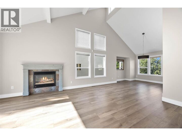 Photo de la propriété:  2608 Bentall Drive  BC V1S 2B5 