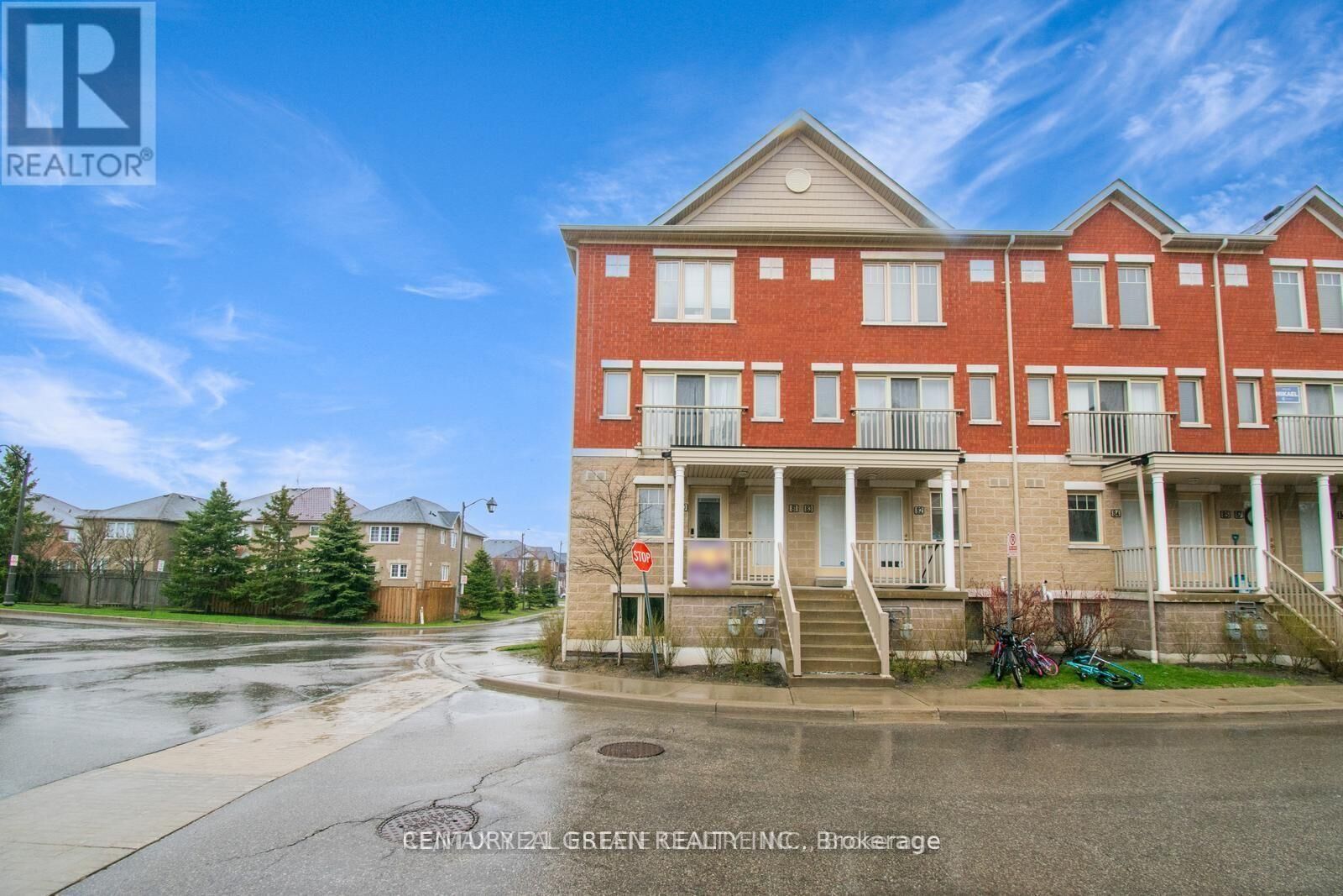 Property Photo:  5050 Intrepid Drive 80  ON L5M 0E6 