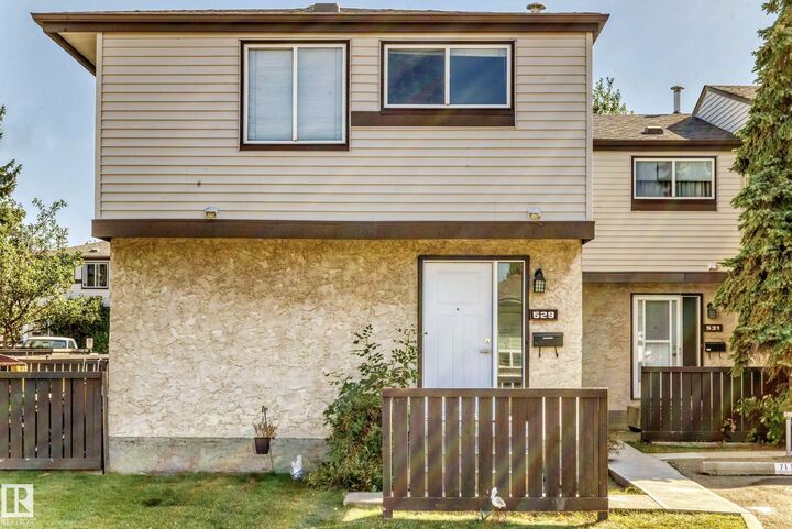 Property Photo: 529 Knottwood Road NW AB T6K 2V6