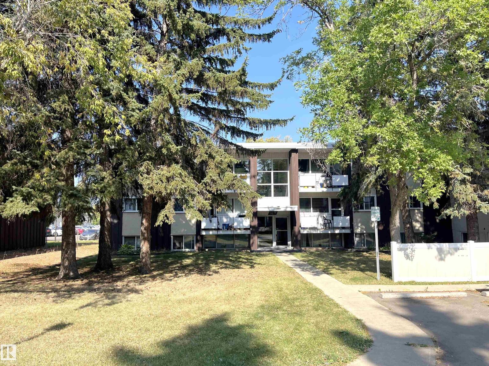 Property Photo:  5631 105 Street NW 23  AB T6H 2N2 