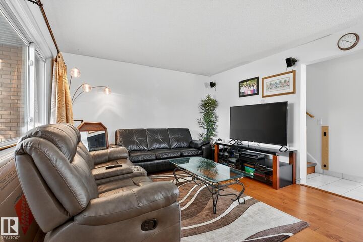 Property Photo:  5741 144 Avenue NW  AB T5A 1K6 