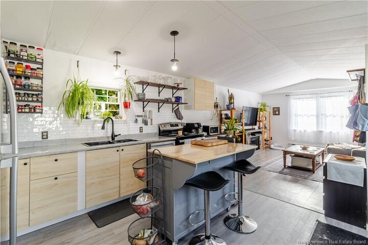 Property Photo:  48 Douglas Crescent  NB E3B 1Y8 