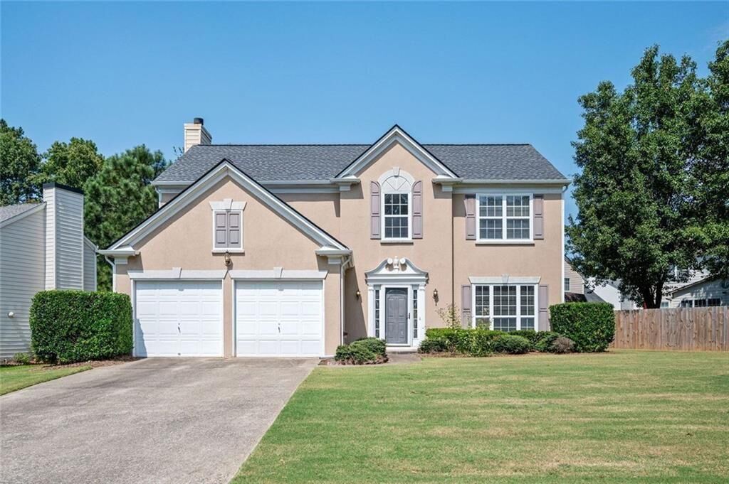 Property Photo: 661 Glenbarrett Court NE GA 30066