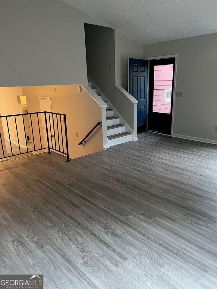 Property Photo: 1560 Pin Oak Lane SE GA 30094