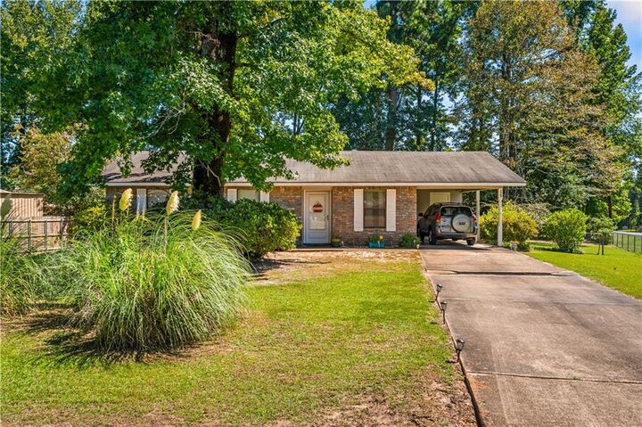 Property Photo: 229 Conly Drive LA 71360