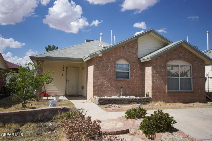 12377 Tierra Alaska Avenue  El Paso TX 79938 photo