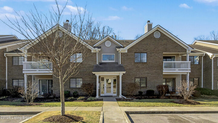 Property Photo: 410 Ethridge Ave Unit 207 KY 40223