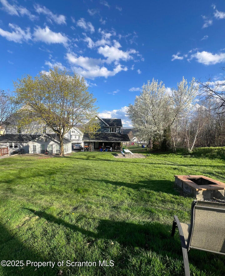 Property Photo:  1163 Breaker Street  PA 18519 