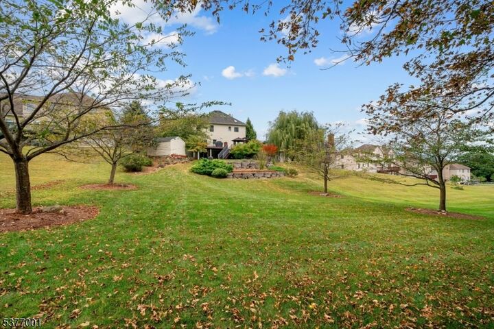 Property Photo:  9 Woodridge Ct  NJ 07860 