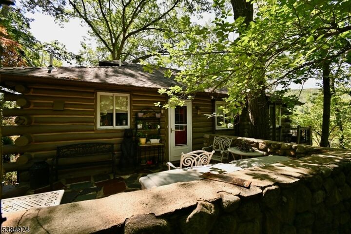 23 Choctaw Trail  Jefferson Twp. NJ 07438 photo