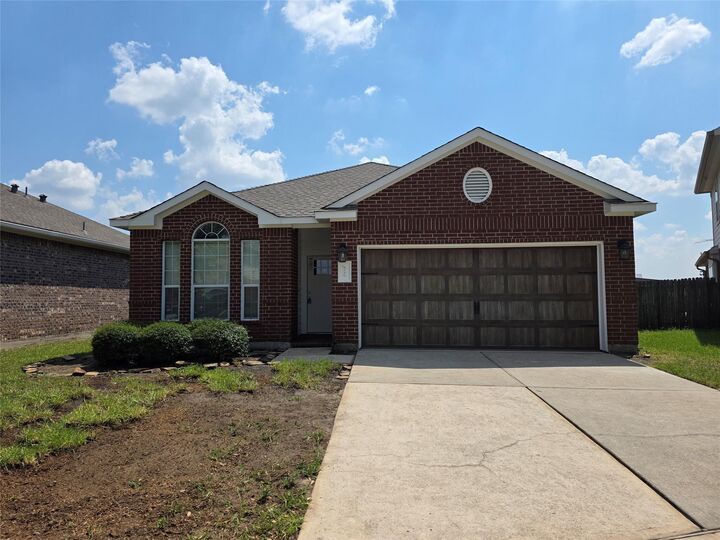 Property Photo: 8239 Nagy Hill Street TX 77379