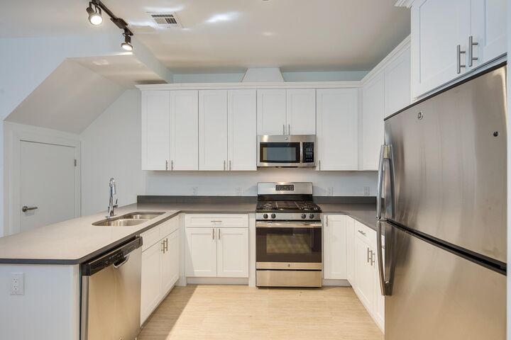 Property Photo:  170 Lafayette St T03  NJ 07304 