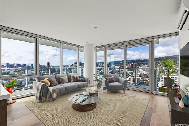 1515 Liona Street 2312  Honolulu HI 96814 photo