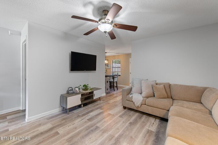 Property Photo: 3711 Gunnison Way TN 37921