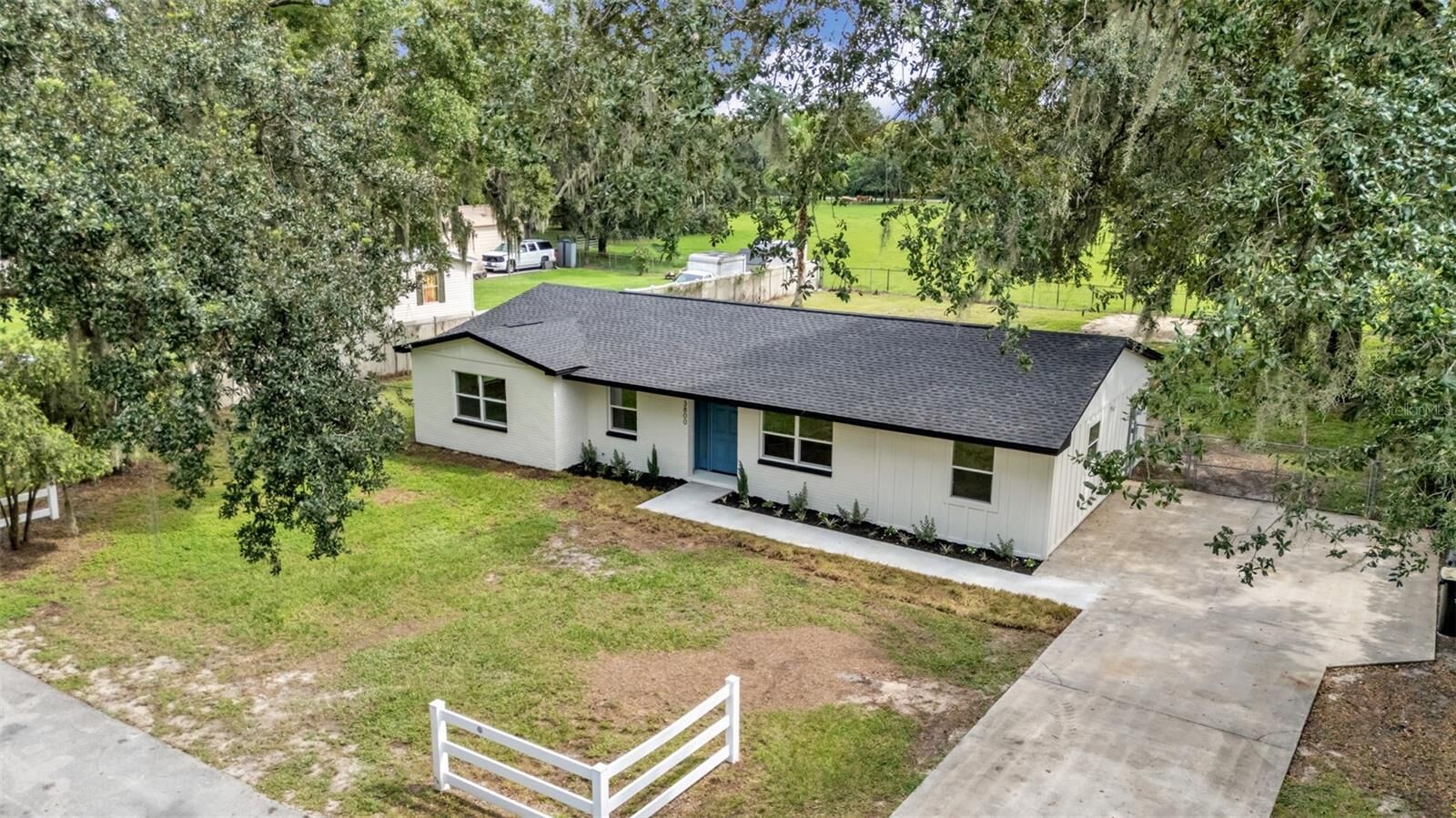 Property Photo:  3800 Levins Road  FL 33860 