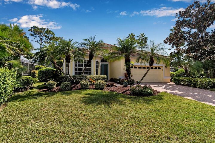 Property Photo: 21 Bayhead Lane FL 34229